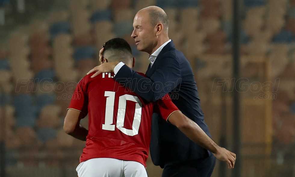 هدوء قبل العاصفة: الأهلي يمنح لاعبيه راحة مفاجئة استعدادًا للتحديات القادمة!