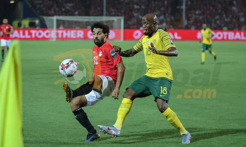 مصر وجنوب إفريقيا: تاريخ من المواجهات المثيرة على أرض الملعب
