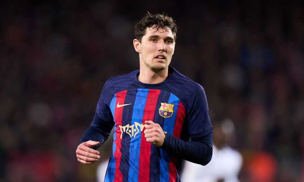 إصابة “كريستنسن” تفتح الباب أمام برشلونة لتدعيم الدفاع في الشتاء