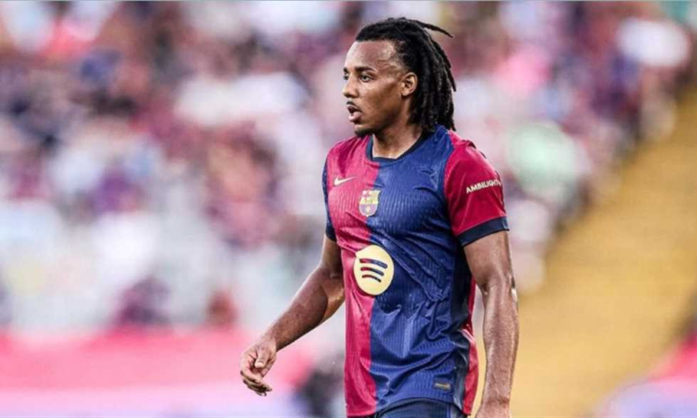 كوندي يحسم الجدل: “كاذب” ينهي قصة خلاف فليك حول المركز