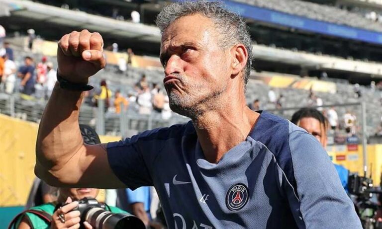 إنريكي يتوج على عرش التدريب العالمي.. “ذا بيست” تمنحه اللقب!