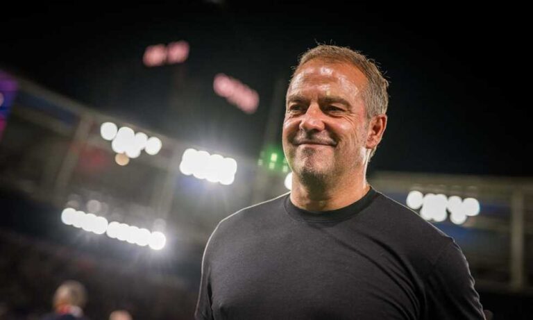 معضلة فليك: عودة النجوم تضع برشلونة في مفترق طرق هجومي