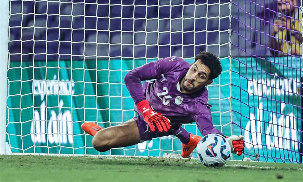 جيرونا الإسباني يضع عينه على حامي عرين الأهلي المصري