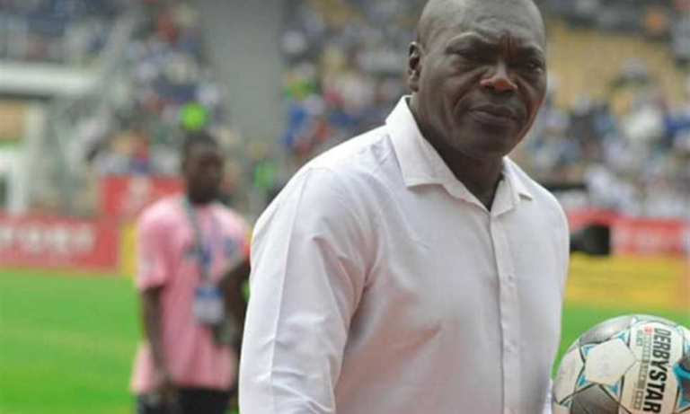 زلزال في عرين الأسود: استبعاد مفاجئ لنجمين بارزين من قائمة الكاميرون لكأس الأمم!