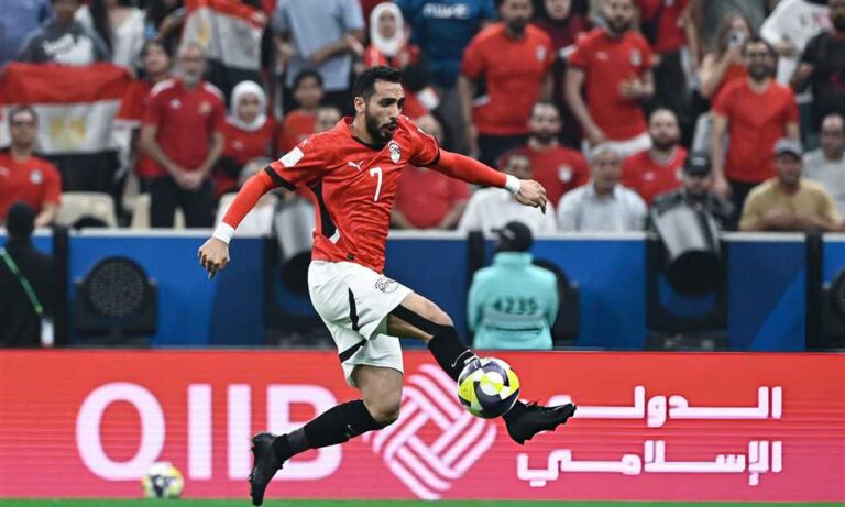 غموض يلف مصير نجم “الفراعنة” قبل مواجهة حاسمة في كأس العرب