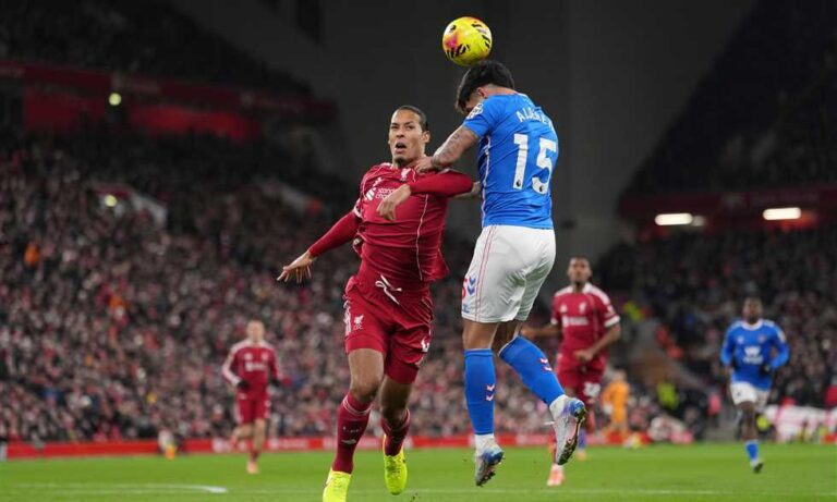 صلاح البديل يشارك في التعادل الأول لـ ليفربول أمام سندرلاند