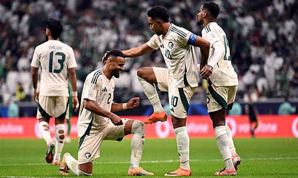 “الأخضر” يسطع نجمه ويتأهل للدور التالي في كأس العرب