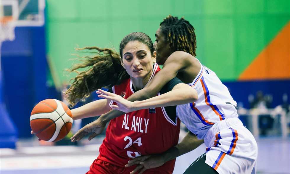 الأهلي المصري يتصدر مجموعته في بطولة إفريقيا للسيدات ويواجه تحديًا جديدًا