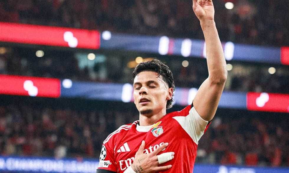 بنفيكا يطيح بنابولي في ليلة مفاجآت بدوري الأبطال