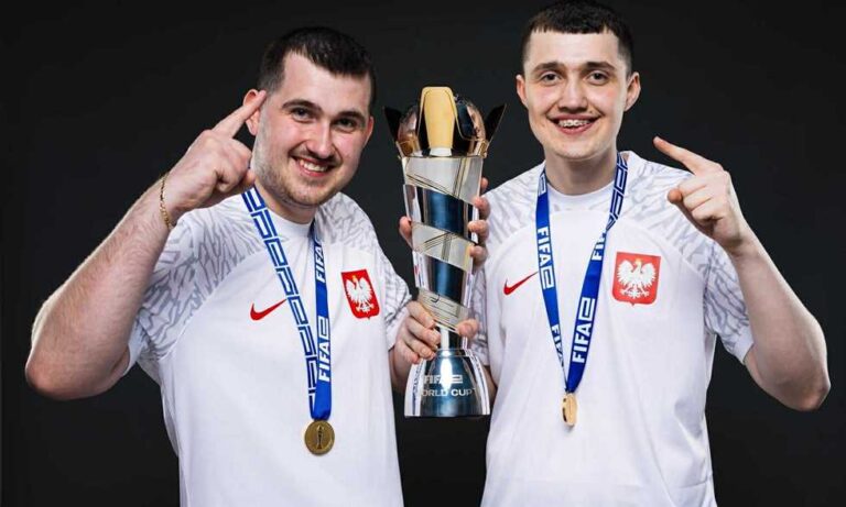 تايلاند وبولندا تتسيدان العالم في لعبة eFootball بالرياض