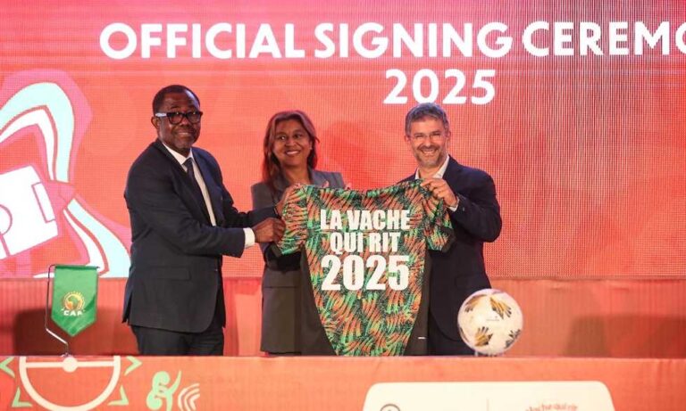 “البقرة الضاحكة” تقتحم ملاعب إفريقيا: “لافاش كي ري” راعيًا رسميًا لكأس الأمم 2025