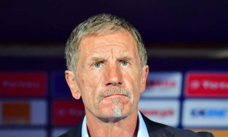 مدرب جنوب إفريقيا السابق يحذر: مصر “عقبة” في طريق المنافسة الإفريقية