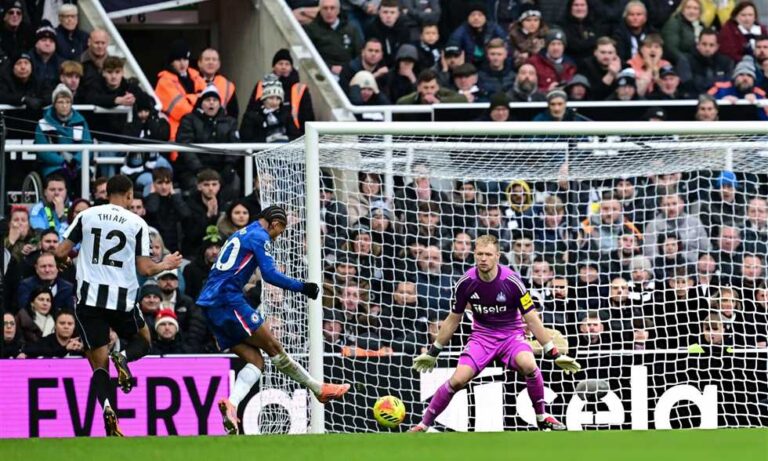 تشيلسي يعود من بعيد ويتعادل مع نيوكاسل في مباراة مثيرة