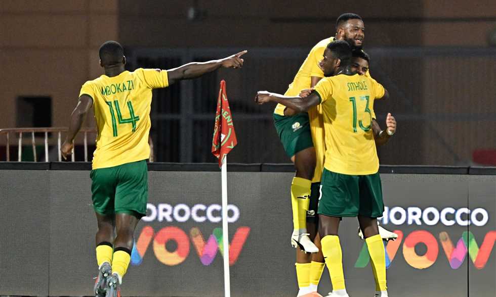 جنوب إفريقيا في مهمة حاسمة أمام زيمبابوي.. هل تتأهل إلى الدور التالي؟