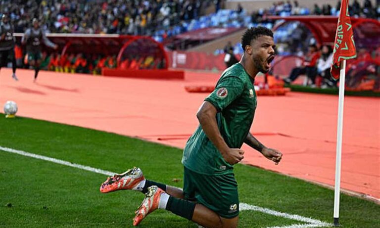 “الهدف الأول” يهدد.. نجم جنوب أفريقيا يكشف عن “خلل” في الفوز الصعب على زيمبابوي