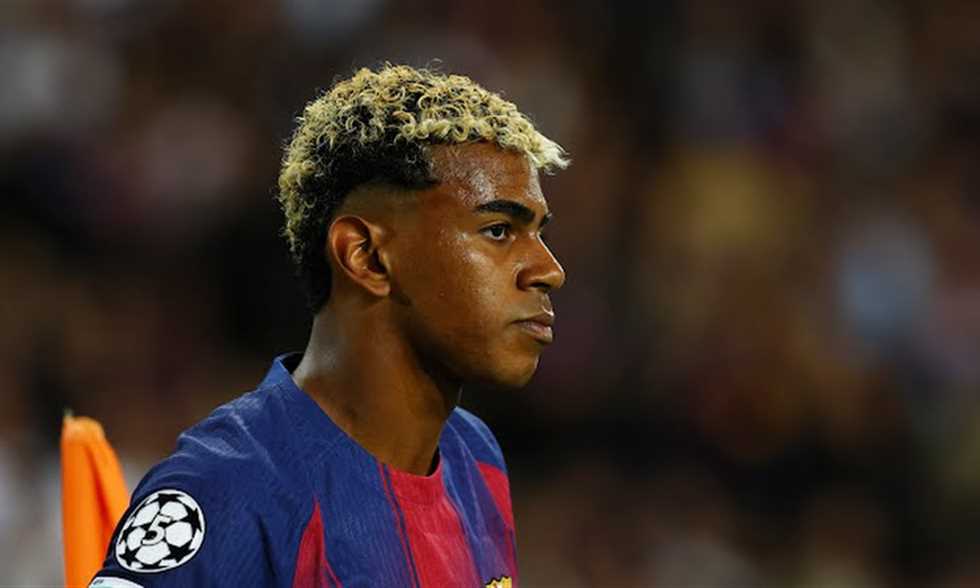يامال يغادر تدريبات برشلونة: هل يغيب عن دربي كتالونيا؟