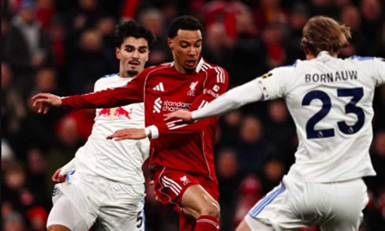 ليفربول يتعثر أمام ليدز.. والتعادل السلبي يحسم المواجهة