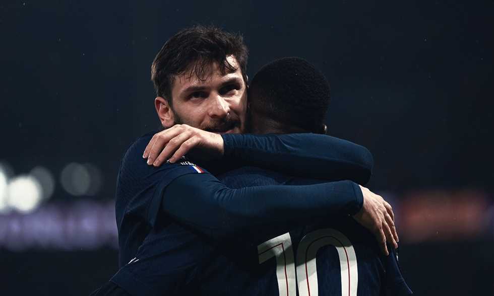 باريس سان جيرمان يعتلي صدارة